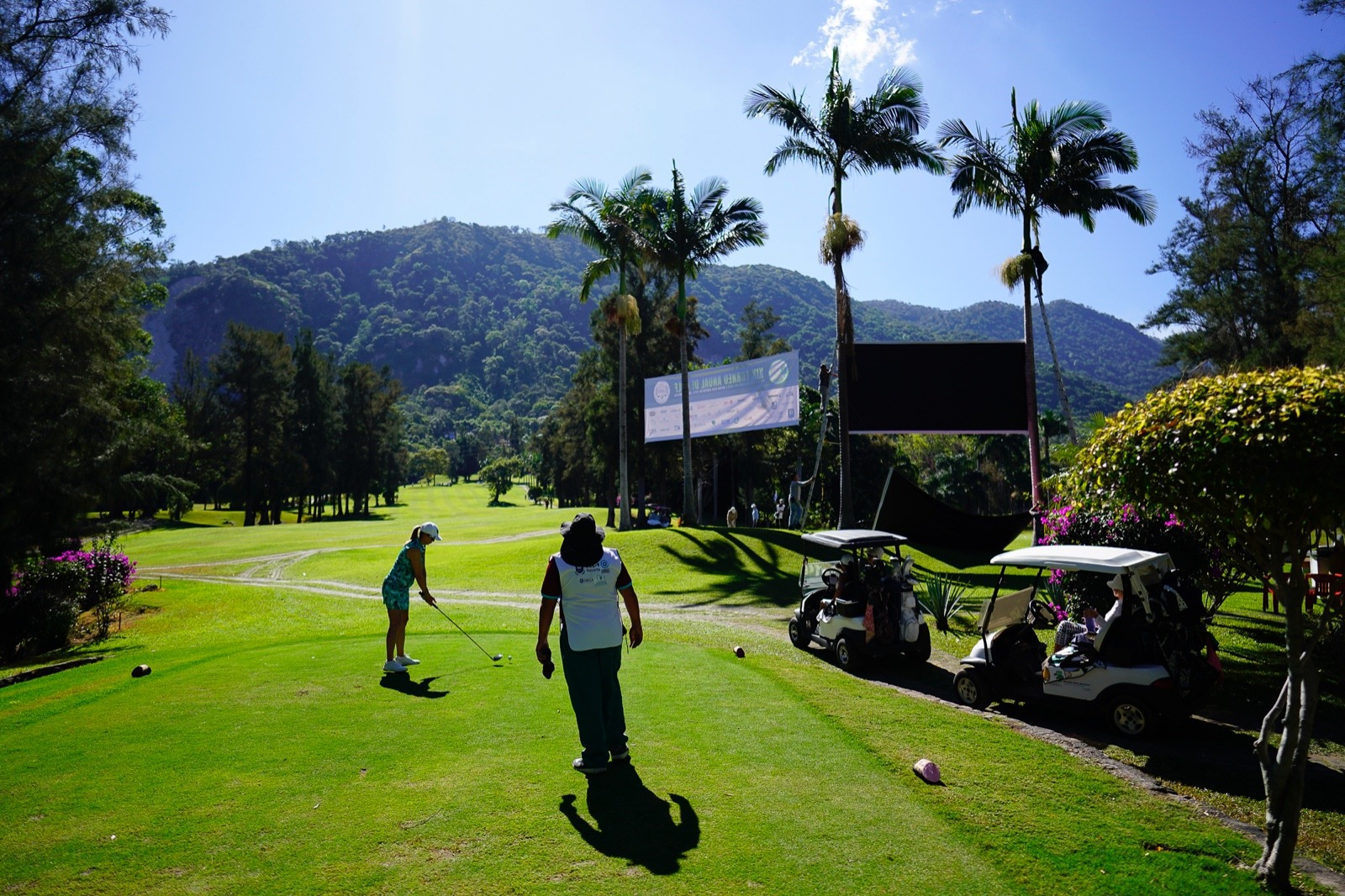 Con 120 jugadores inicia la edición 19 del Torneo Anual de Golf